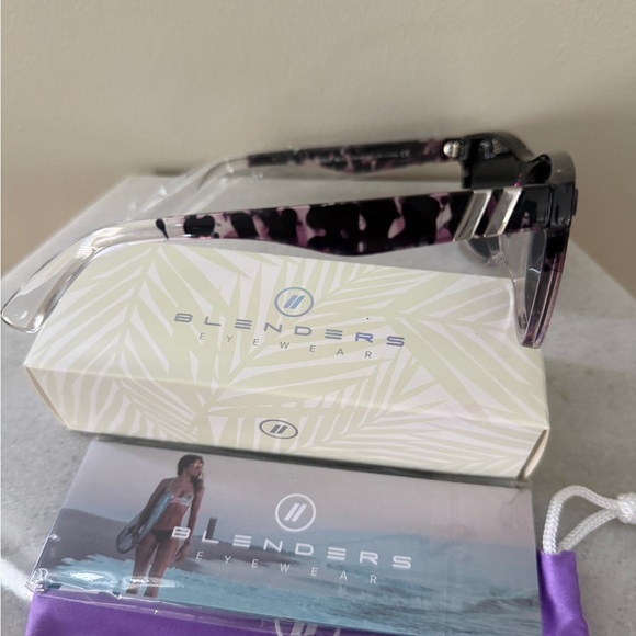 Blenders Polarized Violet Blitz Sunglasses - Picture 7 of 8